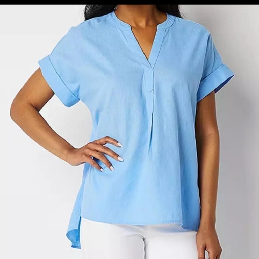 St. John's Bay Women's Split Crew Neck Short Sleeve Blouse Zenith blue sz small